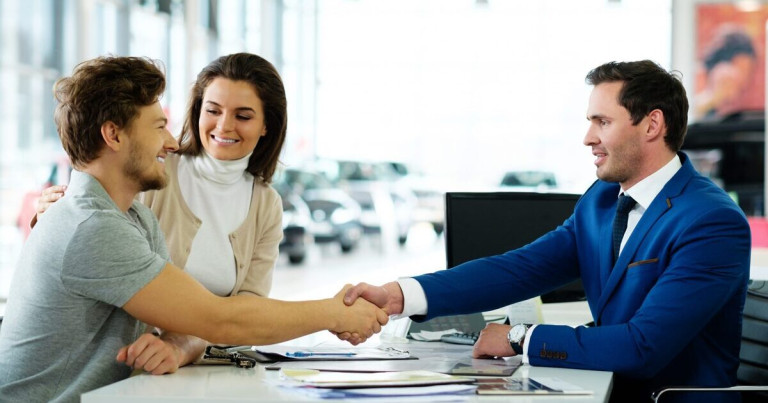 customer-relationship-2706-min